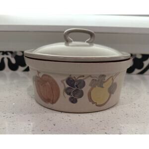 Vintage CHATHAM POTTERS Country Harvest CASSEROLE Bowl Stoneware RARE 1960's